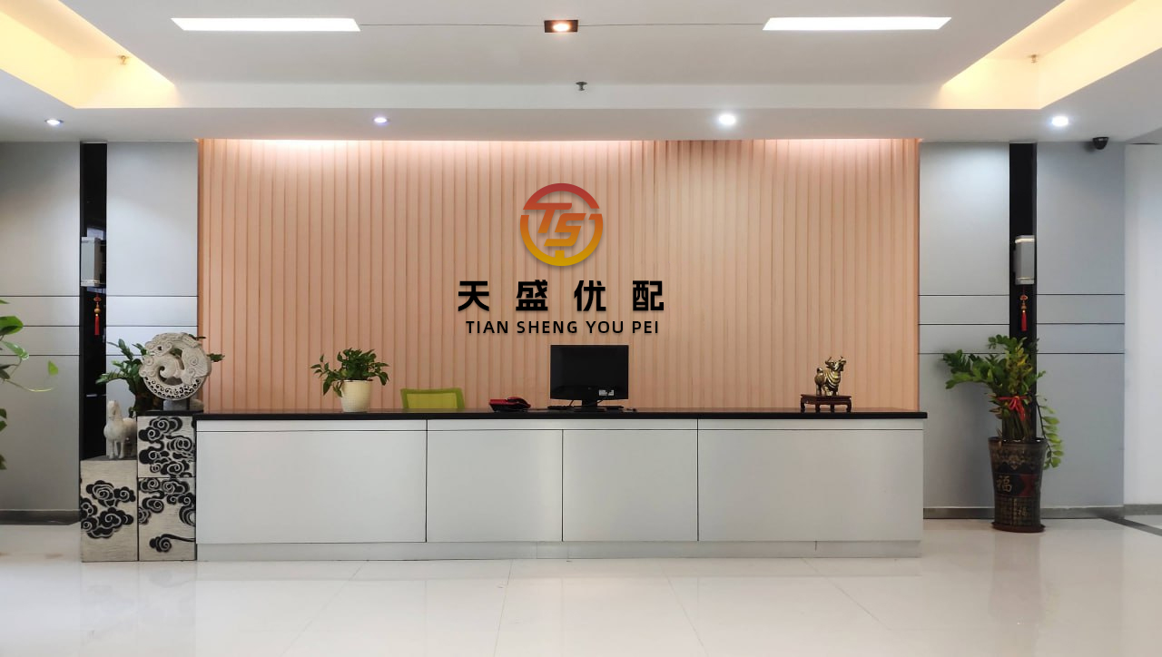 万隆优配 养育是责，托举是恩..._教育_女性_英国